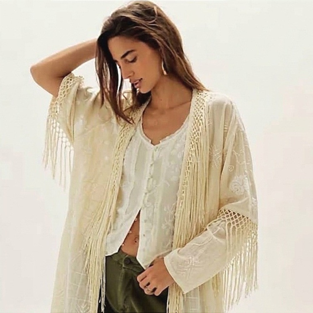 Billabong Fringe Duster Shawl Coverup Coastal Grandmother Boho Chic Crochet M/L